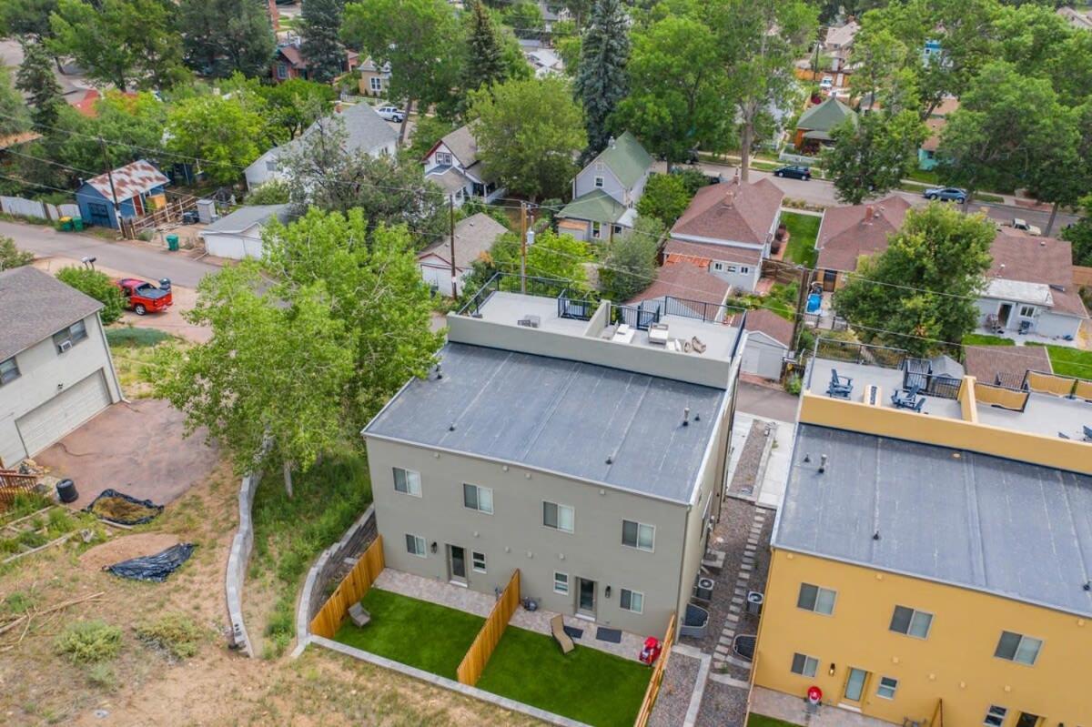 4Bd Home W Rooftop Patio Fire Pit & Mountain Views Colorado Springs Exterior photo