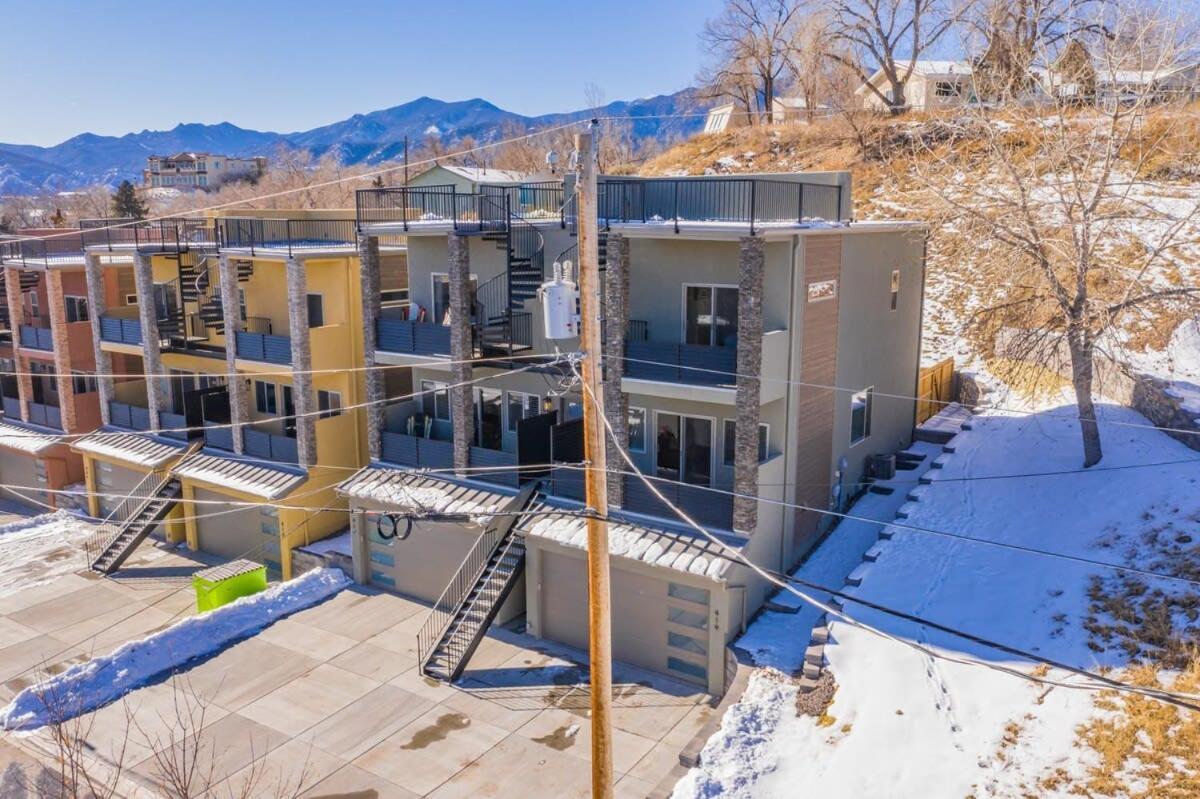 4Bd Home W Rooftop Patio Fire Pit & Mountain Views Colorado Springs Exterior photo